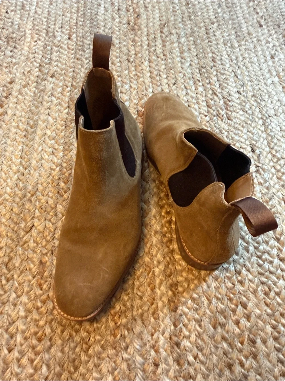 Men's Suede Chukka Boots in Brown wore once